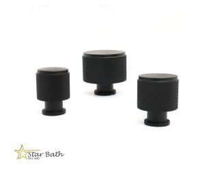 ידיות כפתור לארונות ומגירות שחור מט ב-3 גדלים