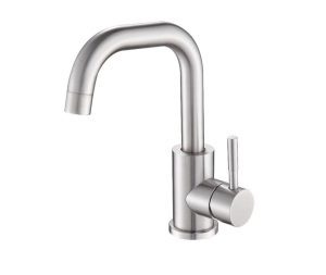 ברז אמבטיה דגם NIL בגוון מוברש