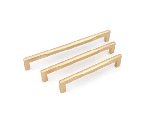 ידיות לארונות בגוון זהב מט במידות שונות