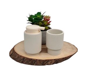 סט דיספנסר ומעמד למברשת שיניים מונח גוון לבן