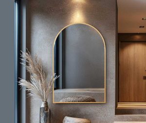 מראה חצי מעוגלת עץ זהב