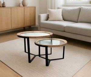 סט 2 שולחנות עץ מנגו עם זכוכיות שקופות